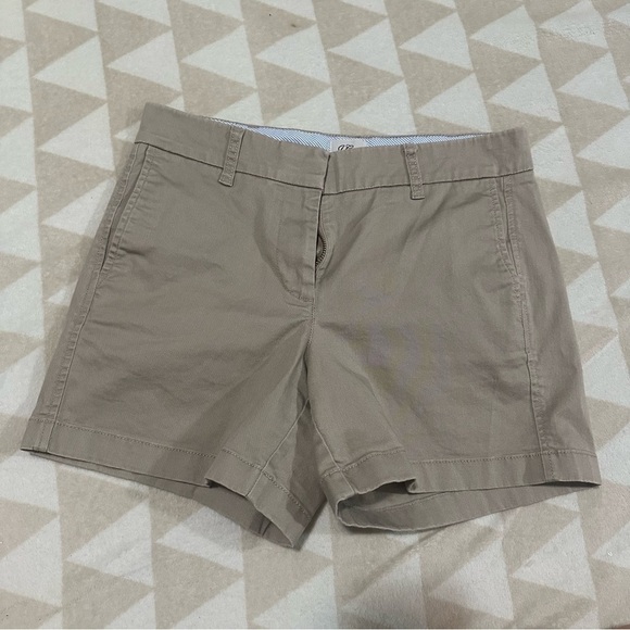 NWOT J crew 5” stretch chino shirts khaki tan - Picture 5 of 7